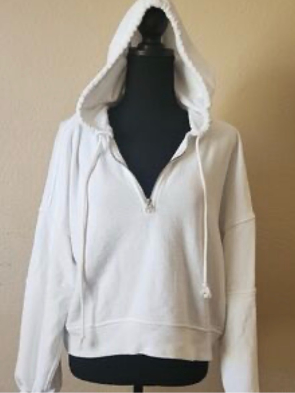 Aerie White Hoodie Sweatshirt